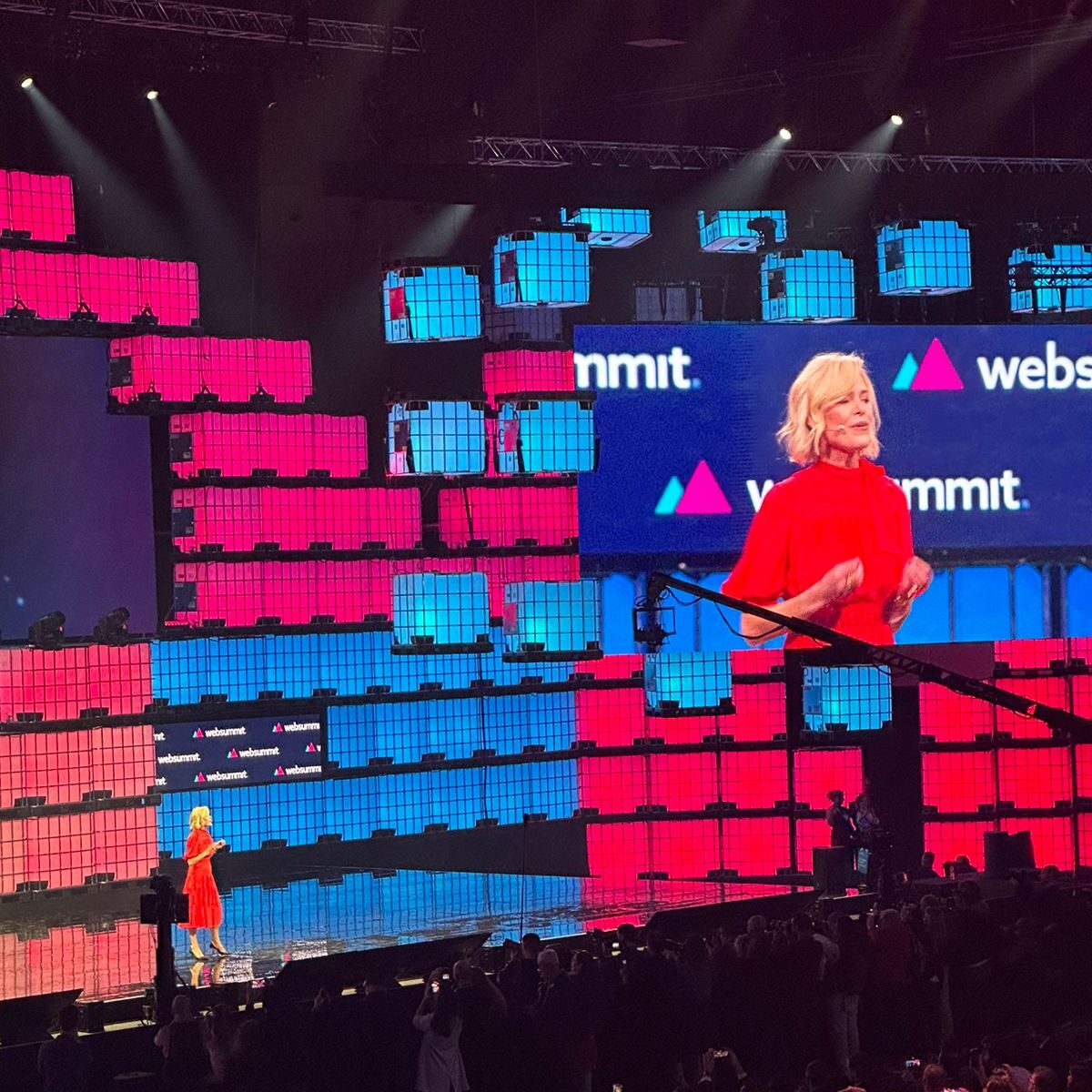 Katherine Maher faz sua estreia como CEO do Web Summit